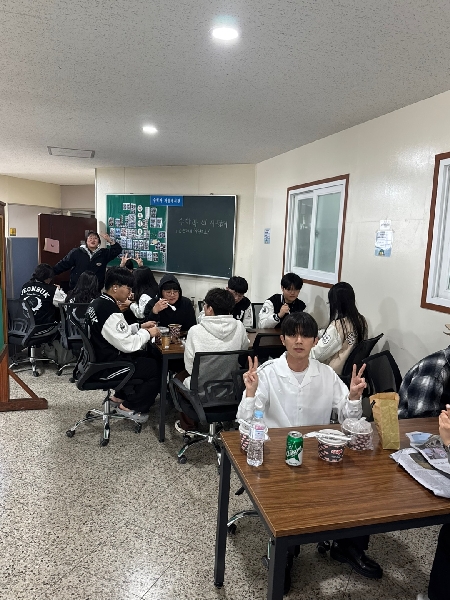 2025-1학기 중간고사 간식 사업 대표이미지